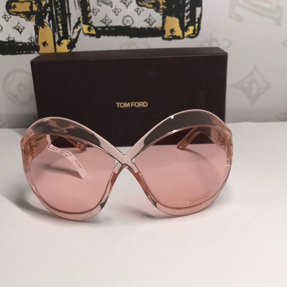 New Authentic Tom Ford Pink Sunglasses TF902 72y